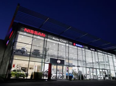 Salon Nissana dostawa prefabrykatów